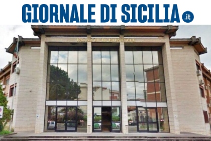 Patti, picchiava e minacciava la figlia di dieci anni: condannato per maltrattamenti in famiglia
